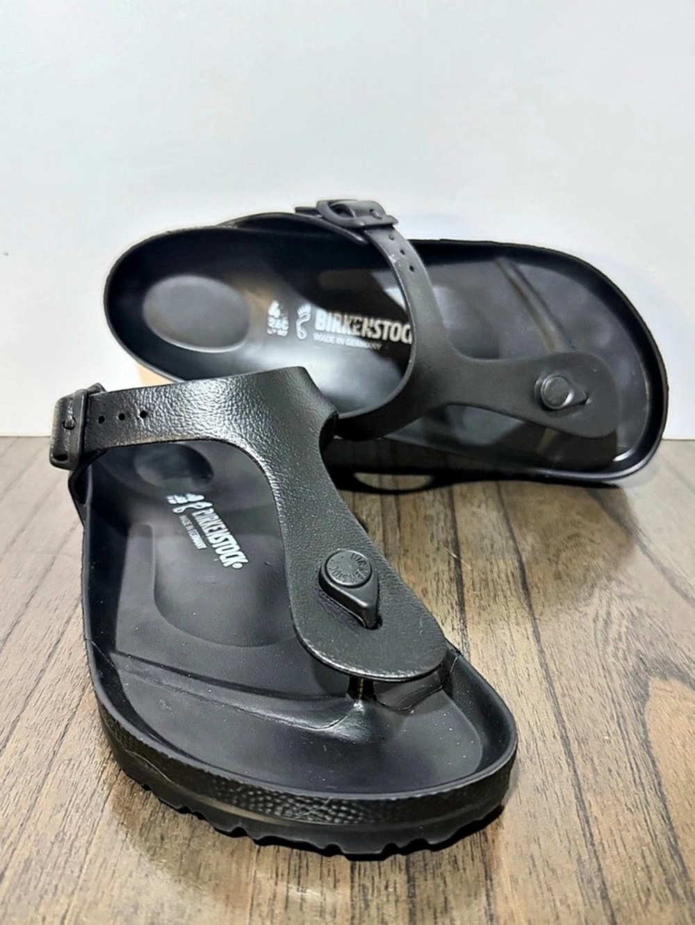 Birkenstock Gizeh EVA Black Sandals EU 41